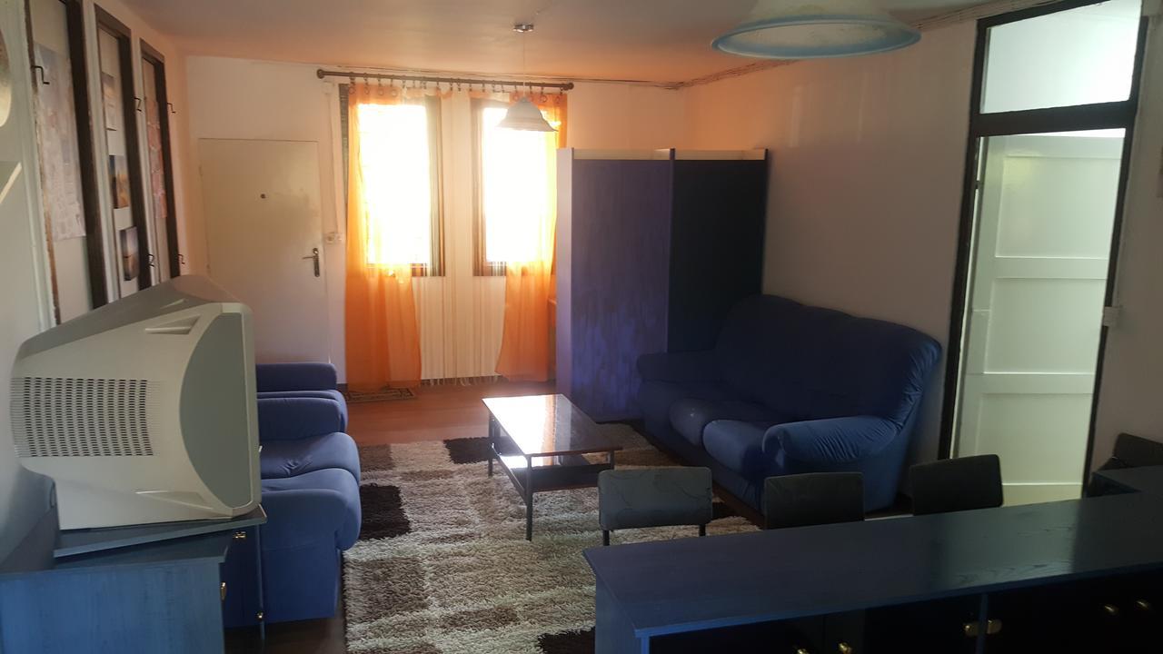 Hostel Belgrade Shungit Dragana Jeftića br 10 Exterior foto